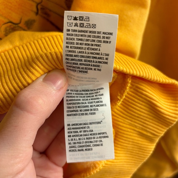 American Eagle Long Sleeve Yellow Skeleton Butterfly - Picture 6 of 6